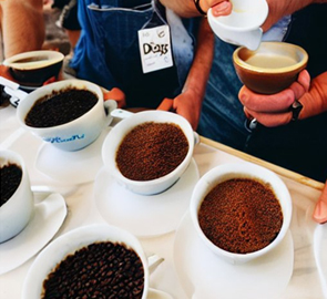 커피블렌딩과 테이스팅 이미지